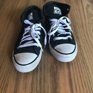 Chucks mid
